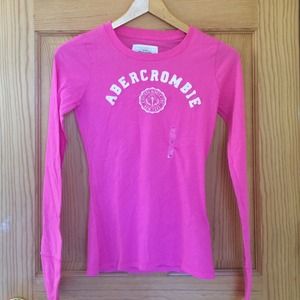 Abercrombie&Fitch pink graphic shirt