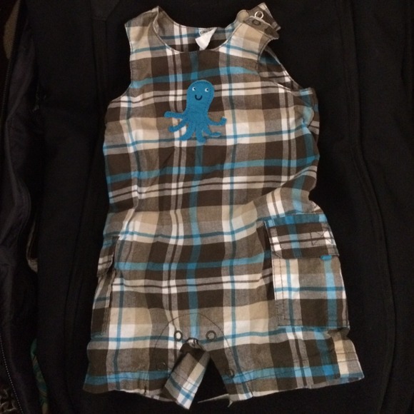 Carter's Boys 3- m Romper!