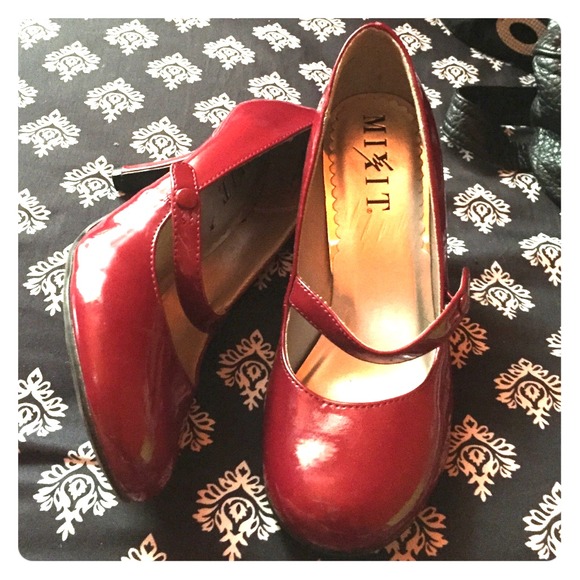 Cherry Mixit heels