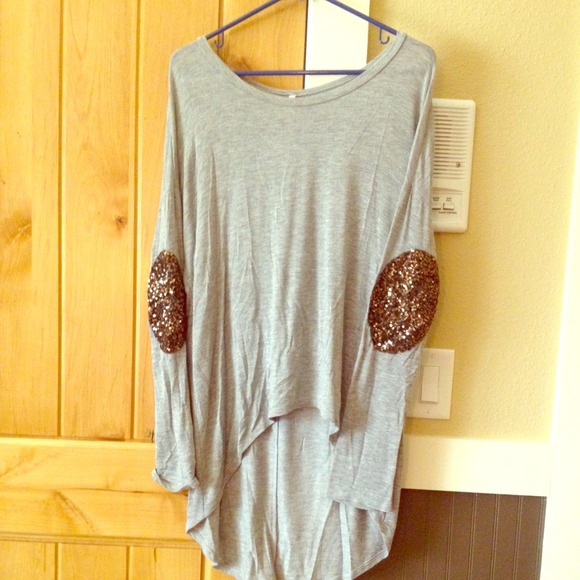 Cute comfy high low long sleeve