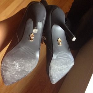 Jennifer Lopez Shoes - Zipper point toe booties Jennifer Lopez Shoes - Zipper point toe booties