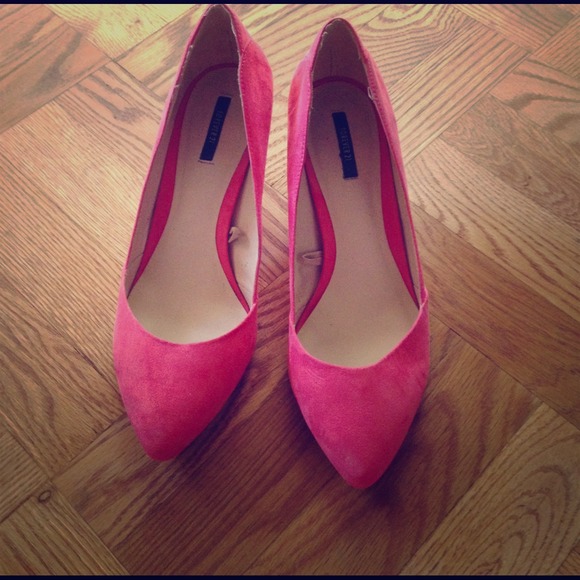 💕 ladylike pink heels 💕