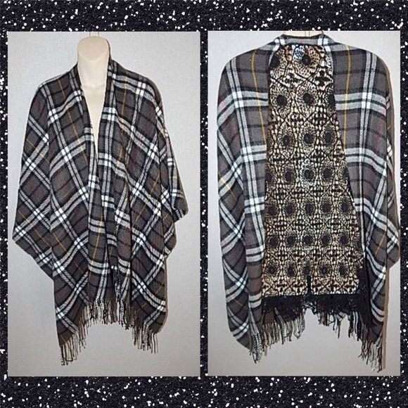 Free People crochet plaid shawl poncho one size