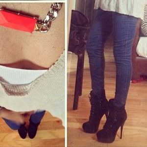 Steve Madden Shoes - Steve Madden lace up booties Steve Madden Shoes - Steve Madden lace up booties