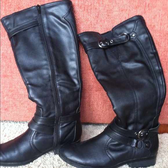 Black Tall Boots
