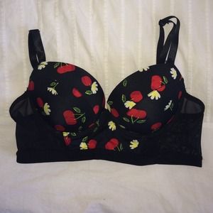 🍒Lovesick black cherry print bra 🍒