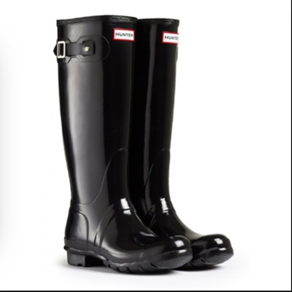 Black tall Hunter boots
