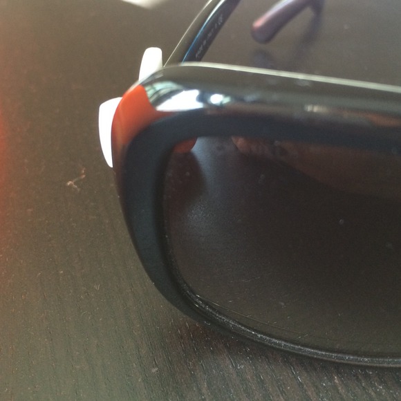 Chanel sunglasses -PRICE AS IS!!!!! - Picture 3 of 3