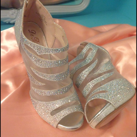 Shoes/high heels