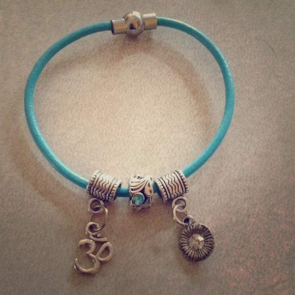 3 charm bracelet magnetic clasp