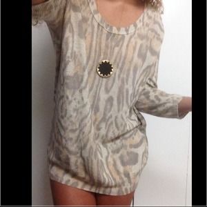 Wilfred for Aritzia Cashmere Sweater Tunic