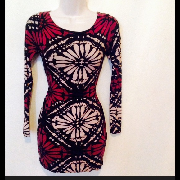 BRAND NEW BOOHOO DRESS
