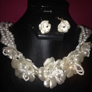 Pearl orchid necklace & earring set