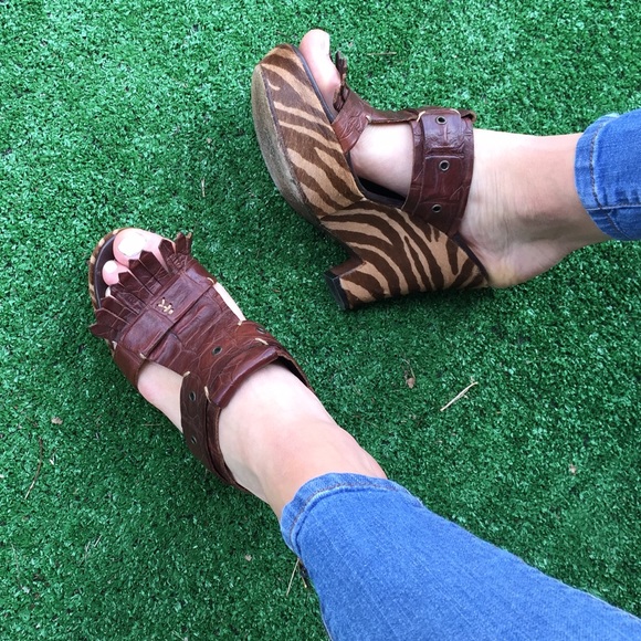 ☀️Henry Beygulin Killer Wedge Sandal☀️