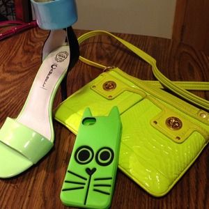 MARC BY MARC JACOBS iPhone 5 Case 😻