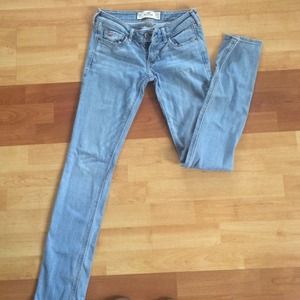 Light wash hollister jeans