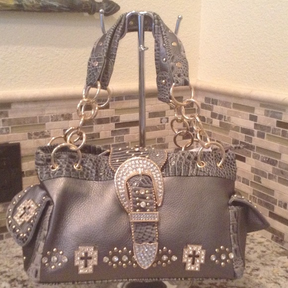 Handbags - (🔴SOLD🔴)Silver Belted Sparkle Handbag