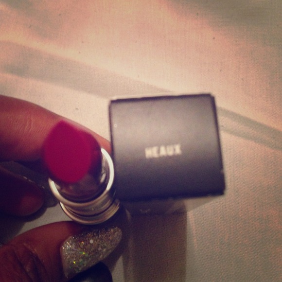 Hauxe by Rihanna mac collection