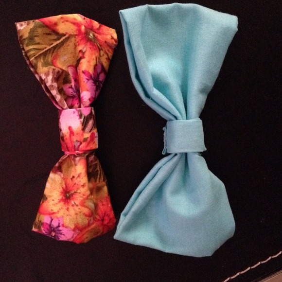 Handmade  hairbows by me :)