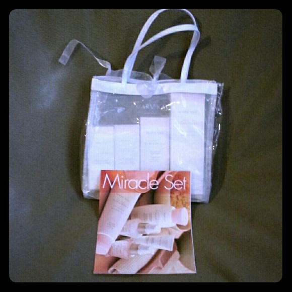 Mary Kay miracle set