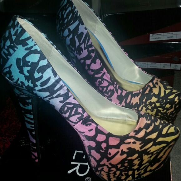 Shoes - Wild animal print heels