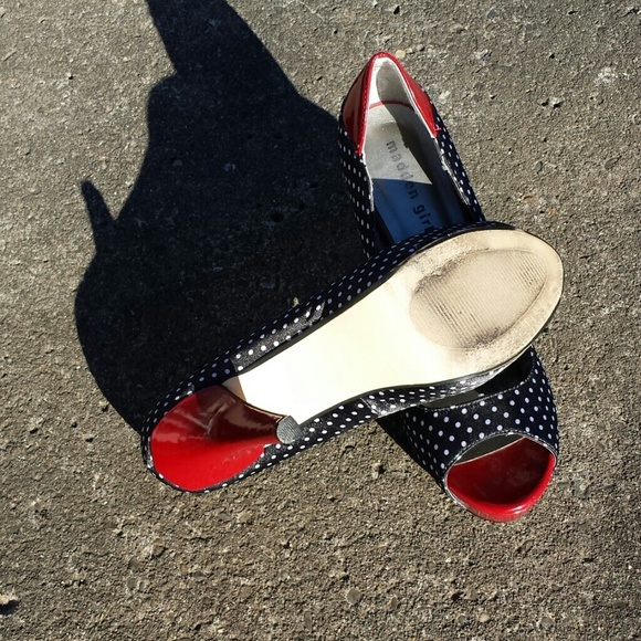 Gifted🎉HP 7/15🎉Madden Girl "Henley" B&W Polkadot - Picture 4 of 4