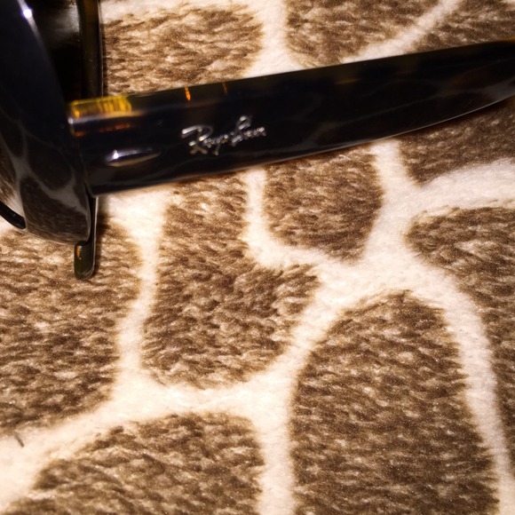 Ray-Ban Rb4191 - Picture 2 of 2