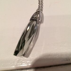Swarvoski Crystal Necklace NWOT