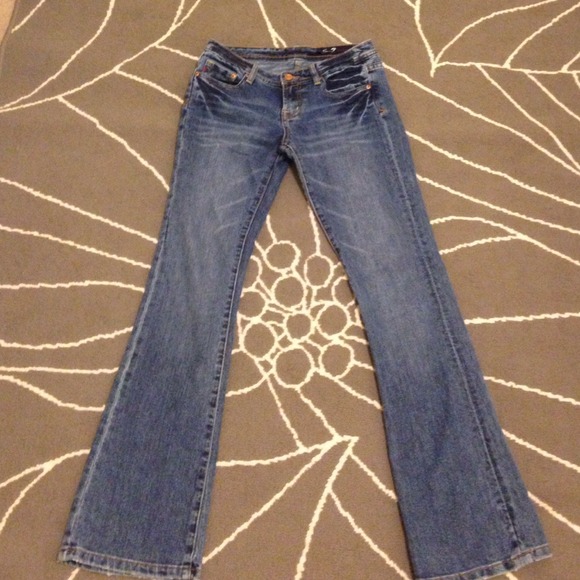 Seven7 Jeans & Navy Blue top