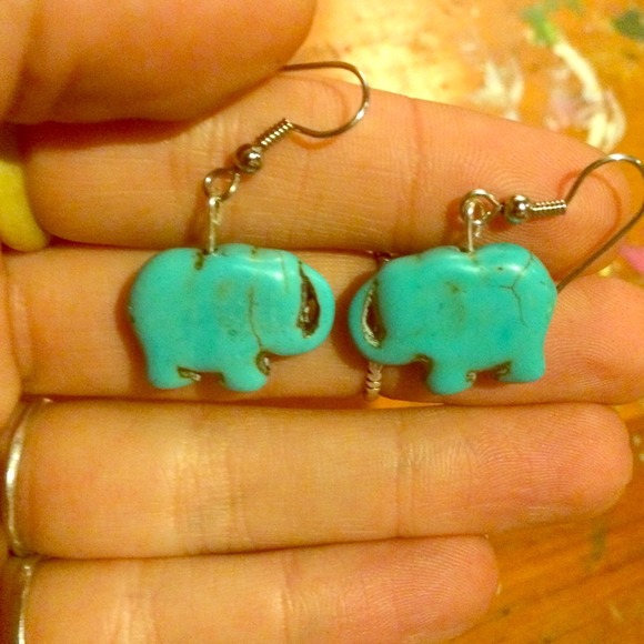 Turqouise elephant earrings!