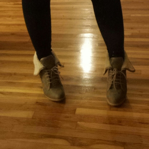 GAP booties - Picture 4 of 4