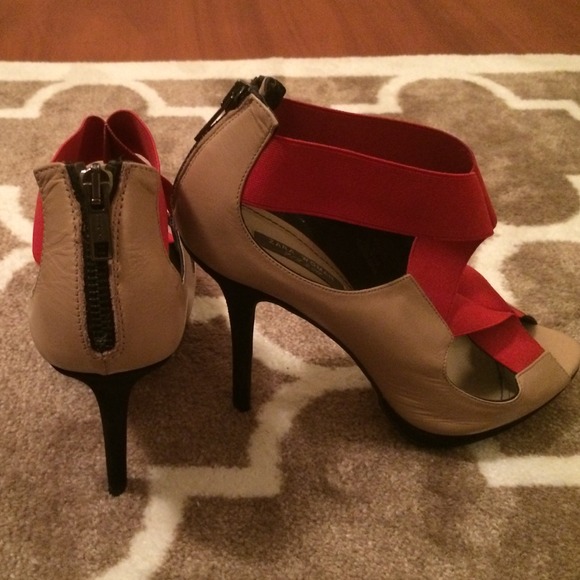 Shoes - Picture 4 of 4