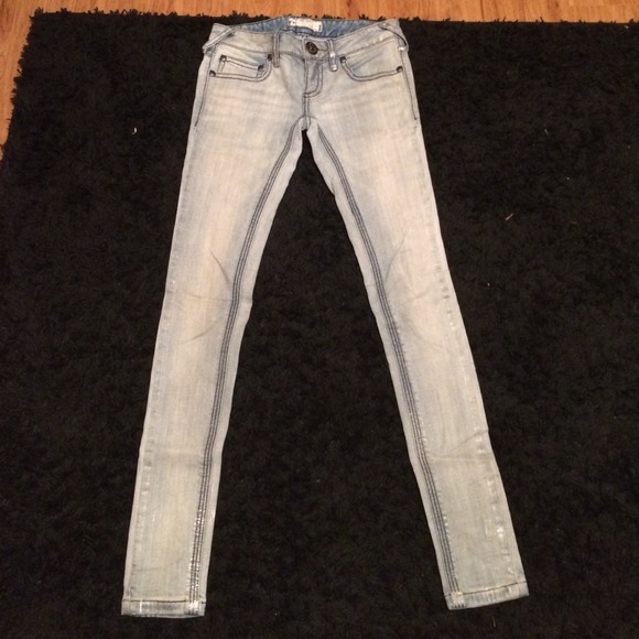 Light wash free people skinny jeans