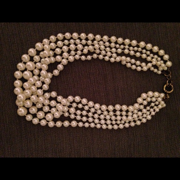 J. Crew twisted Pearl necklace!