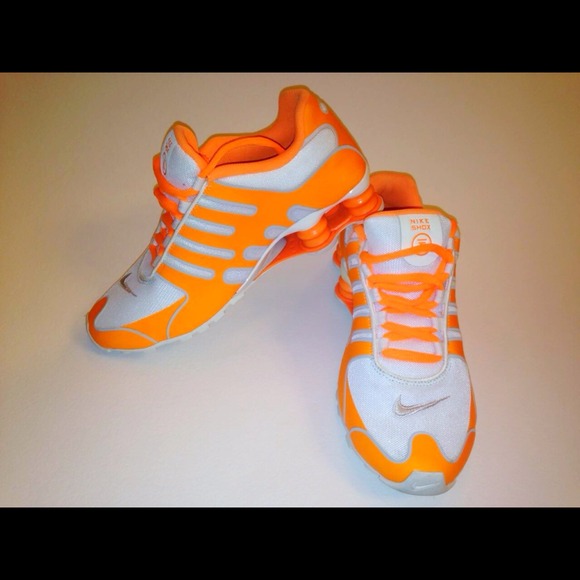 Nike shox