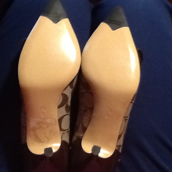 Coach signature heel-Mahogany/Khaki 7.5 - Picture 4 of 4