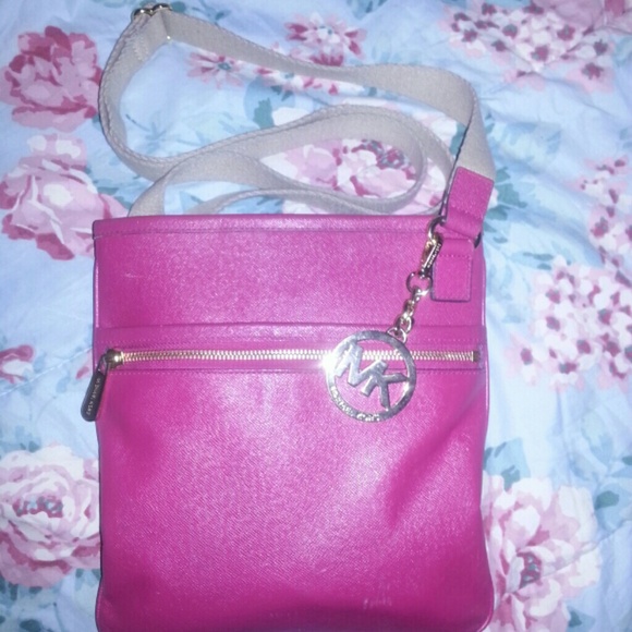 MICHAEL KORS CROSSBODY BAG
