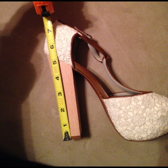 Additional pics of Flirtatious shoes!