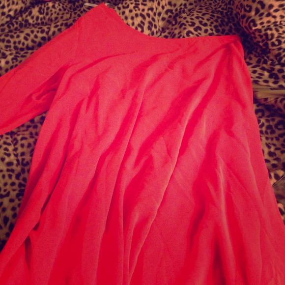 🌸 Coral off the shoulder dress NWOT 🌸