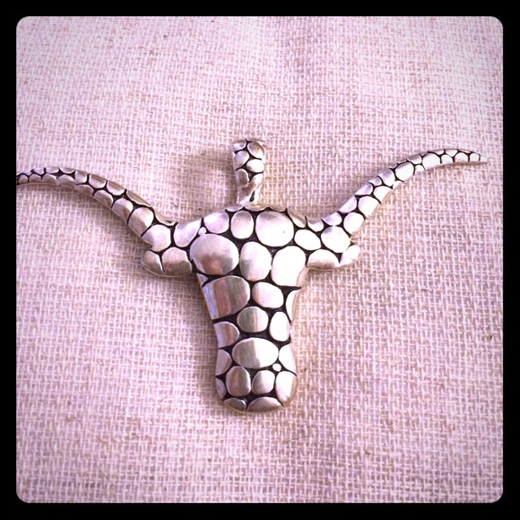 Adorable longhorn charm
