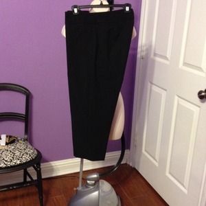 Cropped black pants NWOT