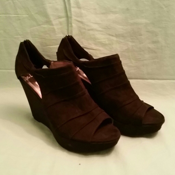 Black suede wedges
