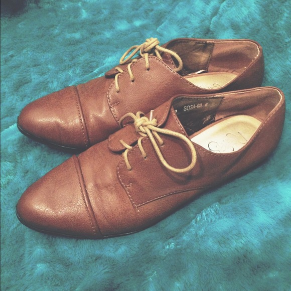 Brown Oxford Flats