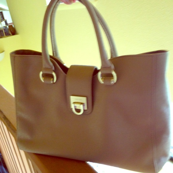 Ivanka Trump Business style purse