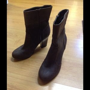 ANA brown boots