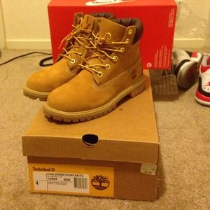 Timberland boots size 4Y