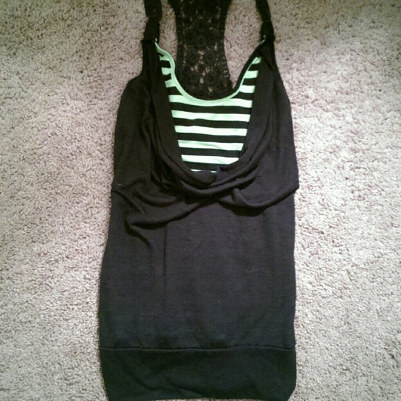 No Boundaries top