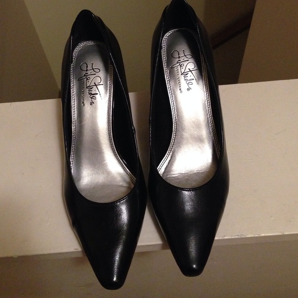 Black Pointy Toe Shoes