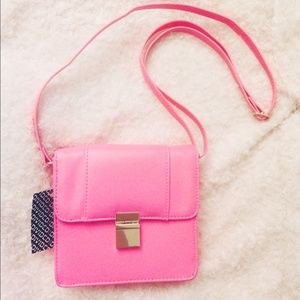 🎉Host Pick🎉 Neon pink shoulder bag
