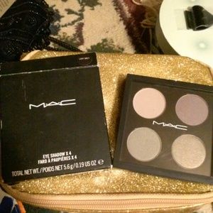 AUTHENTIC MAC X4 trd val $40